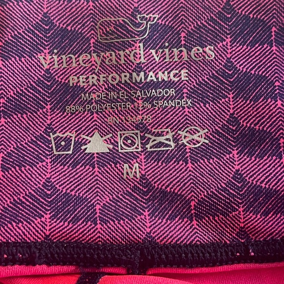 VINEYARD VINES ETCHED WHALE TAIL PERFORMANCE LEGGINGS PINK BLUE MEDIUM - Picture 8 of 8